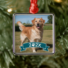 Custom Pet Photo with Year and Paw Ribbon Ornament Aus Metall