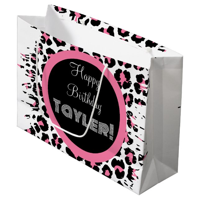 Custom Pink Black & White Cheetah Print Große Geschenktüte (Vorderseite Schrägansicht)