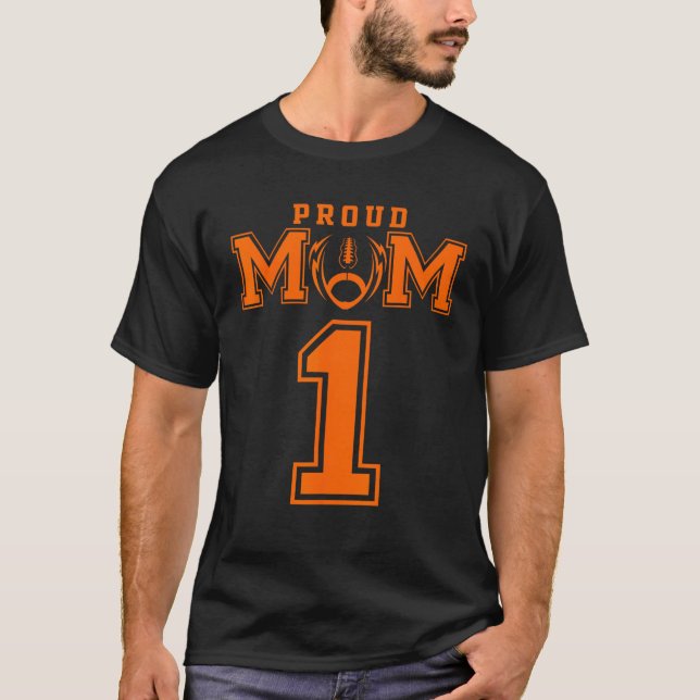 Custom Proud Football Mom Number 1 OR Personalized T-Shirt (Vorderseite)