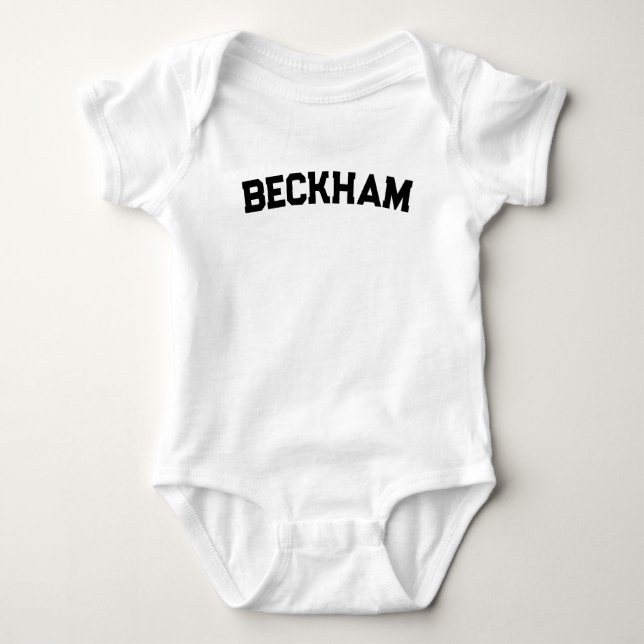 Custom Puff Name Baby Custom Bodysuit, Persona Baby Strampler (Vorderseite)