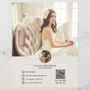 Custom QR Code Foto Social Media Business Flyer