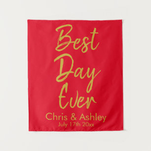 Custom Red and Gold Weddrop Best Day Wandteppich