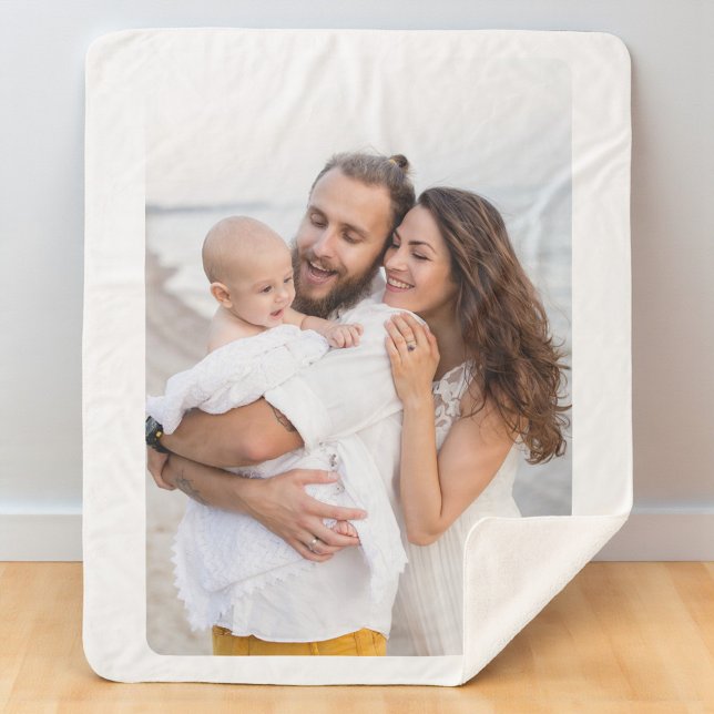 Custom Rounded Corner Photo Family Sherpadecke (Von Creator hochgeladen)