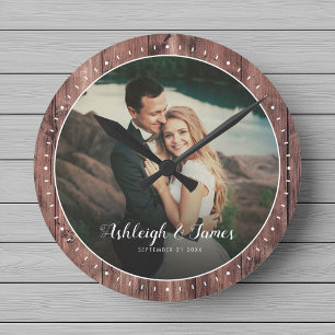 Custom Rustic Modern Wedding Foto Script Wood Runde Wanduhr