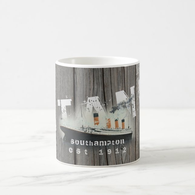 Custom Rustic Wood Titanic Kaffeetasse (Mittel)