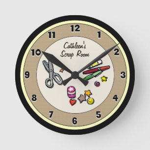 Custom Scraproom or Craft Room Runde Wanduhr