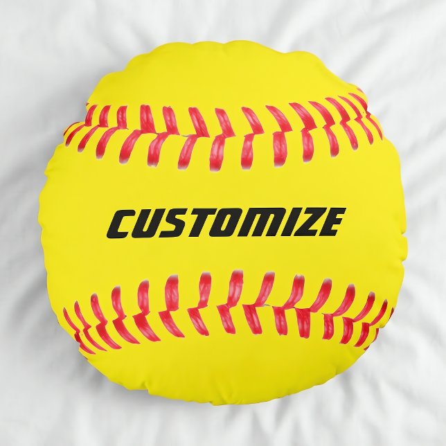 Custom Softball Pillow Rundes Kissen (Softball pillow on a white bedsheet. Great for fastpitch softball players and fans.)