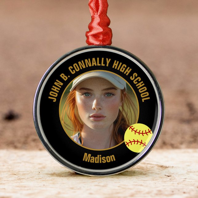 Custom Softball Player Photo Christmas Black Gold Ornament Aus Metall (Von Creator hochgeladen)