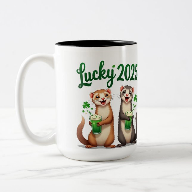"Custom St. Patrick's Day Tasse - Feiern Sie mit z (Links)