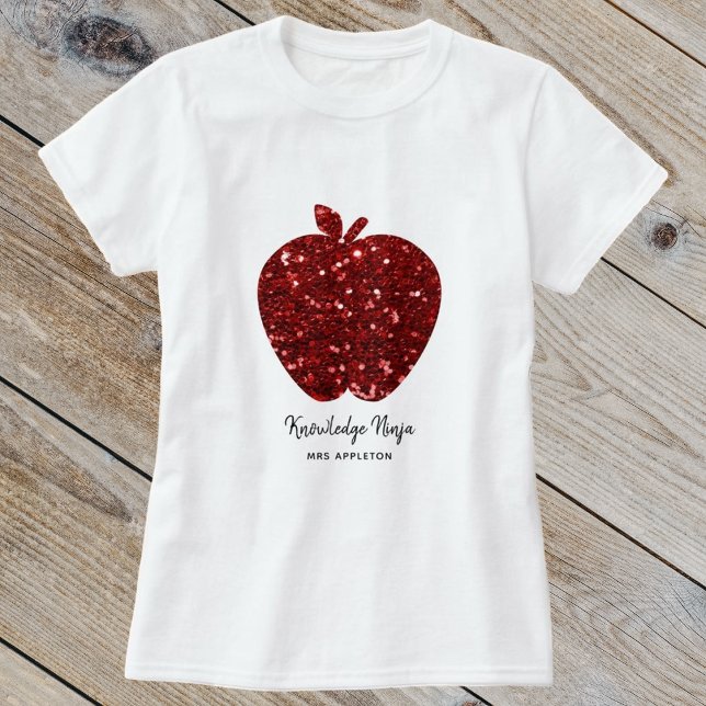 Custom Teacher Name Imitats Glitzer Red Apple Scho T-Shirt (Von Creator hochgeladen)