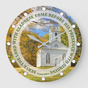 Custom Text New England Church im Herbst Große Wanduhr