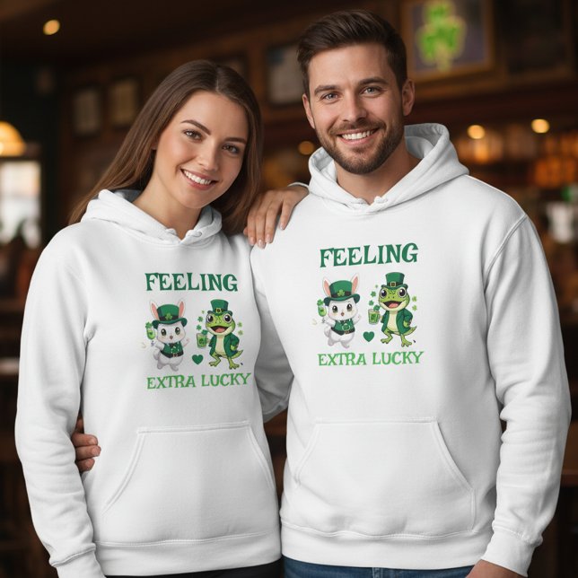 Custom Text St. Patrick's Day Frog and Bunny Hoodie (Von Creator hochgeladen)