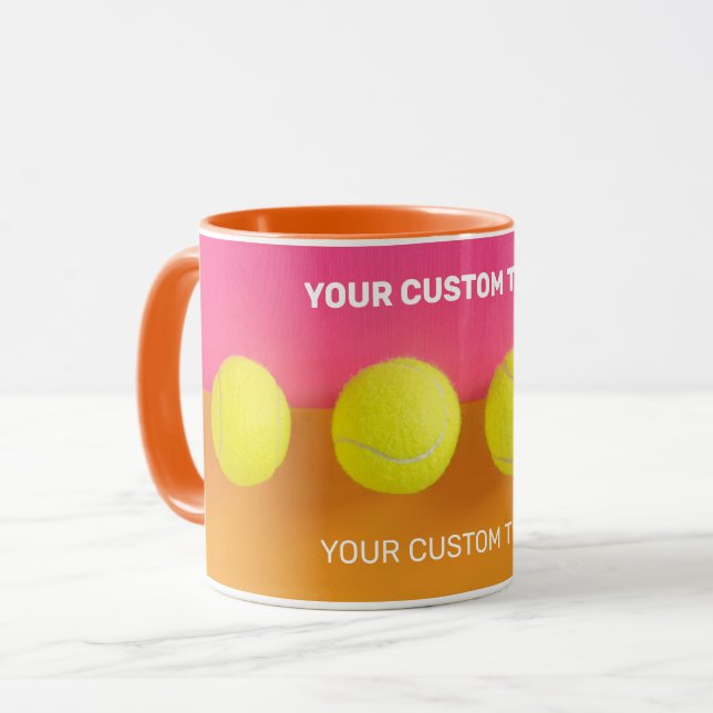 Custom Text Tennis Balls Tasse (Vorderseite Links)