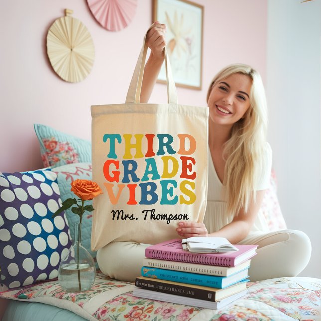 Custom Third Grade Vibes Bag, Back to School Gift Tragetasche (third grade teacher tote, retro teacher tote, teacher appreciation gift, teacher graduation gift,)