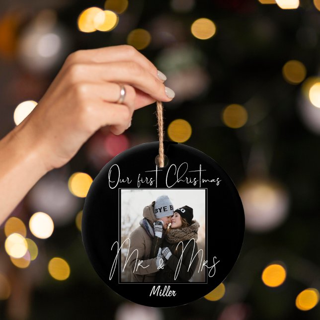 Custom | Unsere ersten Weihnachten als Mr. & Mrs.  Keramik Ornament (Custom | Our First Christmas as Mr & Mrs Photo Ceramic Ornament)