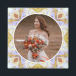 Custom Wedding Jahrestag Herbst braunes Foto Magnet<br><div class="desc">Eigene Hochzeitstag Herbst Braun Fall Green Foto Ornament Foto Magnet Dekoration Geschenke. Dekorieren Sie Ihre Zuhause- oder Kochecke zum Jubiläum mit diesem hübschen, grünen und lila lila geometrischen Kunststernmagnet. Geben Sie Ihrem Zuhause-Interieur ein maximalistisches, fröhliches, warmes Farbglühen. Moderne Dopamin-Dekoration in der Küche für Herbstabende im und im Winter Hochzeitstag Party....</div>