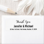 Custom Wedding Vielen Dank, dass Sie das Adresseti<br><div class="desc">Erstellen Sie Ihre eigenen personalisierten,  einfachen,  eleganten modernen schlichten einfachen Schwarz-Weiß-Dankeschön an Rücksendeaufkleber. Geben Sie einfach den Namen und die Adresse der Braut & Bräutigam / Ehefrau & Ehemann ein. Eleganter Dank an Rücksendeadressen-Aufkleber für die Nutzung bei Hochzeit,  Heiratsjubiläum,  Geburtstag,  Brautparty,  Babydusche,  Feiertagen,  oder anderen besondere Anlass verwandte Mailings.</div>