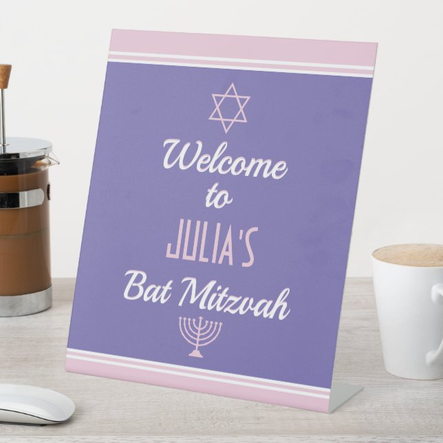 Custom Welcome for Bat Mitzvah Sockelschild (In Situ)