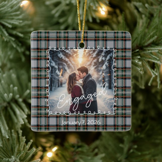 Custom Winter Engagement Photo Card with Tartan  Keramikornament (Baum)
