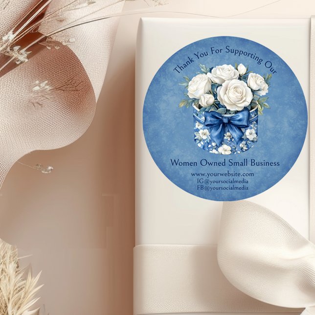 Custom Women Owned Floral Promotional Business  Runder Aufkleber (Von Creator hochgeladen)