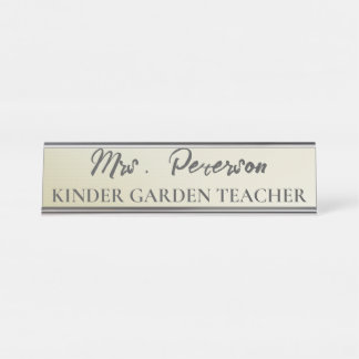 Custom Yellow Gradient Teacher Schreibtischnamensplakette