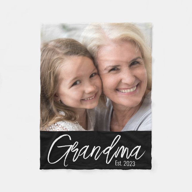 Customizable Grandma Established Year Photo Fleecedecke (Vorderseite)