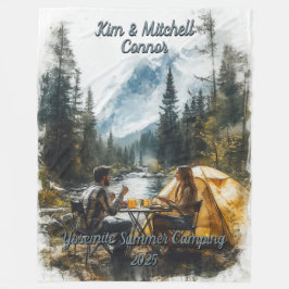 Customize Romantic Couple Mountain Stream Camping Fleecedecke