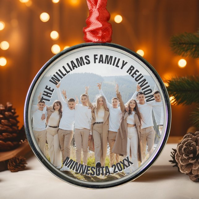 Customized Family Reunion Photo 2025 Christmas Ornament Aus Metall (Von Creator hochgeladen)