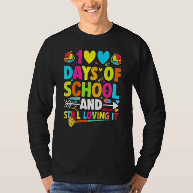 Cute 100 Days Of School And Still Loving It Hearts T-Shirt (Vorderseite)