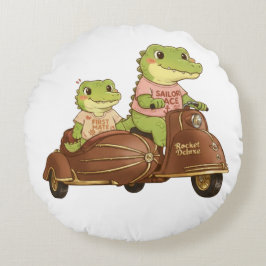 Cute Alligators on Vintage Scooter with Sidecar Il Rundes Kissen