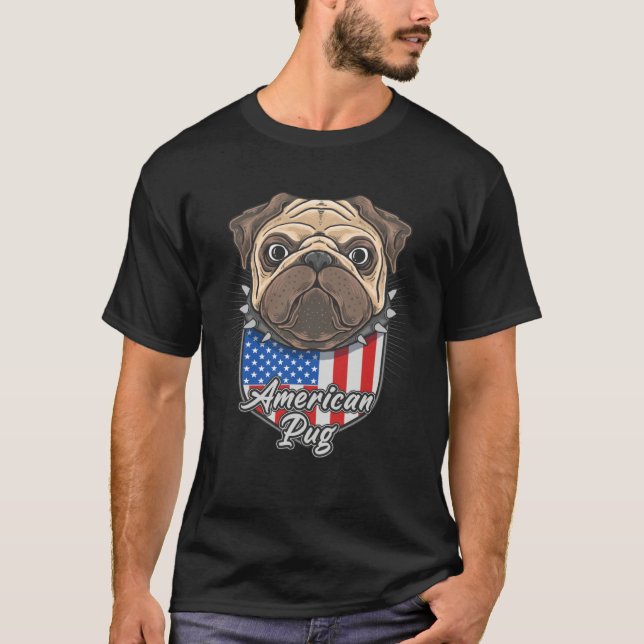Cute American Pug with USA Flag Shield Background  T-Shirt (Vorderseite)
