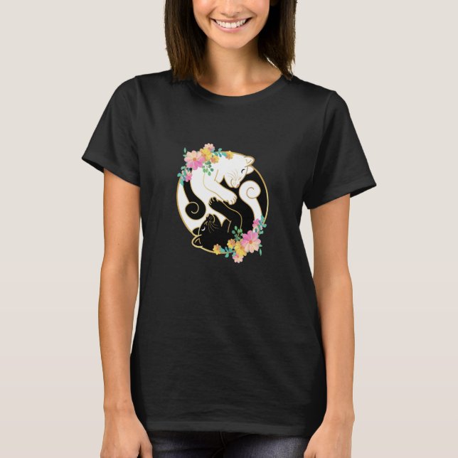Cute and Adorable Chinese Yin and Yang Cats Cat T-Shirt (Vorderseite)