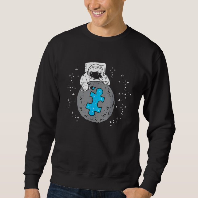 Cute Astronaut Moon Blue Puzzle Piece Autism Aware Sweatshirt (Vorderseite)
