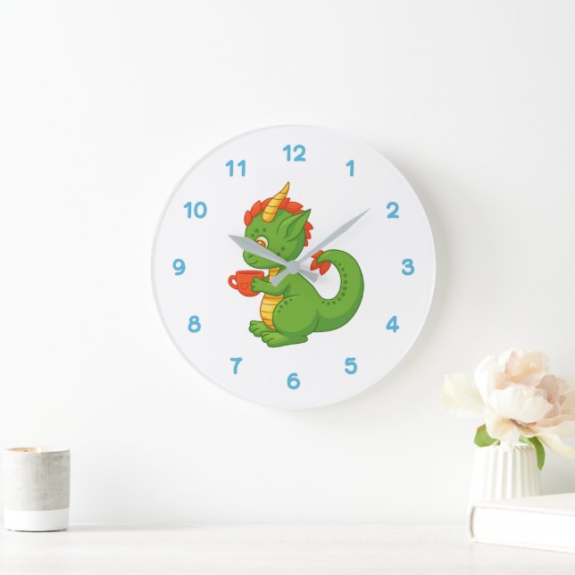 Cute Baby Dragon Holding Cup Große Wanduhr (Zuhause)