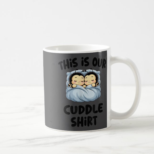 Cute Bee Lovers This Is Our Cuddle  Kaffeetasse (Rechts)
