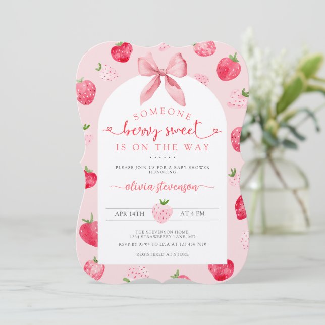 Cute Berry Sweet Strawberry Pink Baby Shower Einladung (Stehend Vorderseite)