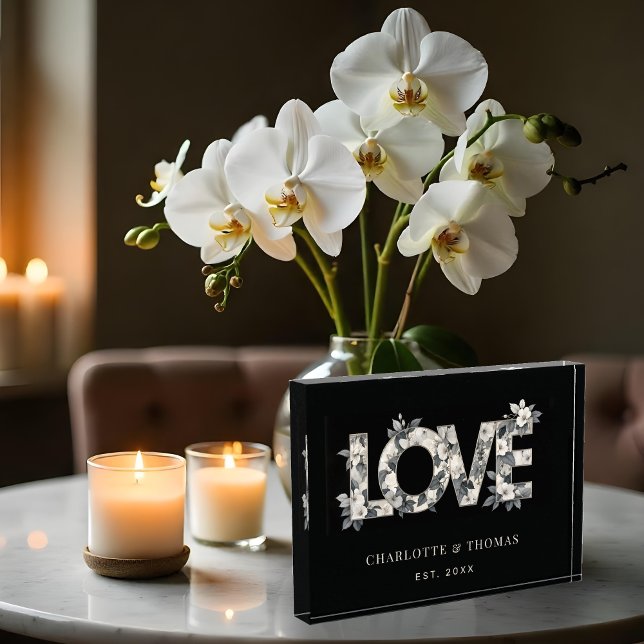 Cute Black White and Grey Shades Floral LOVE Word Fotoblock (Cute Black & White and Grey Shades Floral LOVE Word Photo Block on Black Background – Perfect Gift.)