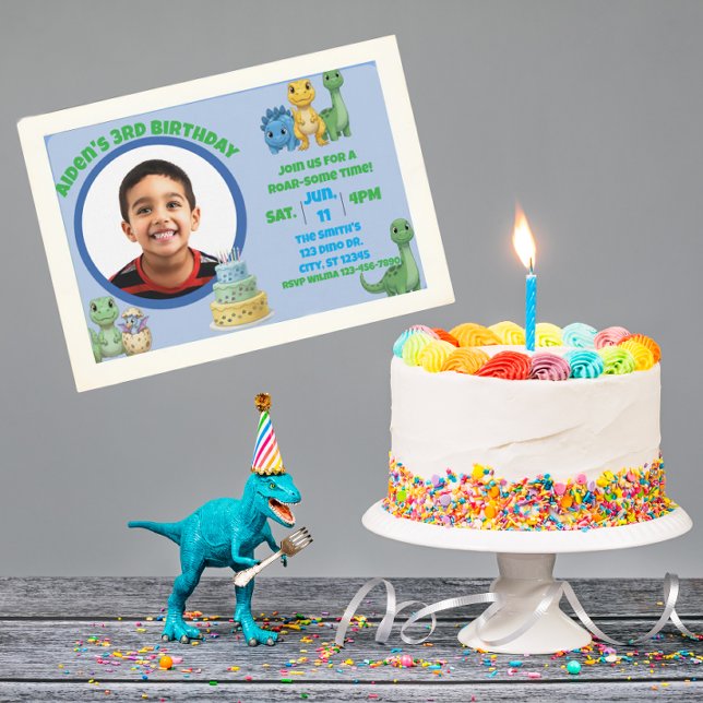 Cute Blue Dinosaur with Picture Birthday Einladung (Von Creator hochgeladen)