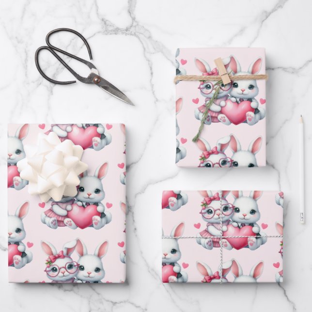 Cute Bunnies Sharing a Heart Pattern Geschenkpapier Set (Vorderseite)