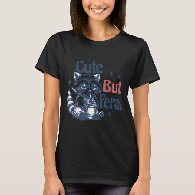 Cute But Feral Raccoon Drinking Boba Toddler Vinta T-Shirt (Vorderseite)