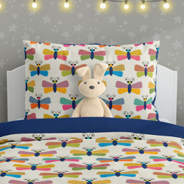 Cute Butterfly Pattern on Cream Kissenbezug