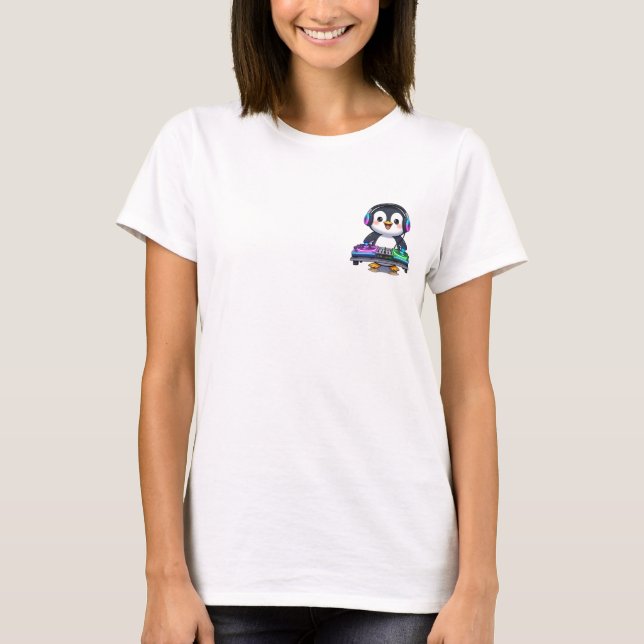 Cute Cartoon Penguin DJ Illustration T-Shirt (Vorderseite)