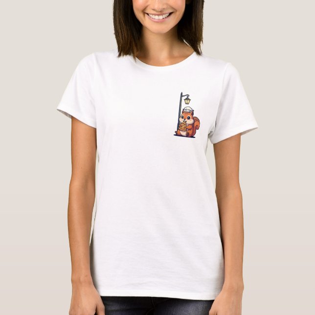 Cute Cartoon Squirrel Chef Eating Pizza T-Shirt (Vorderseite)