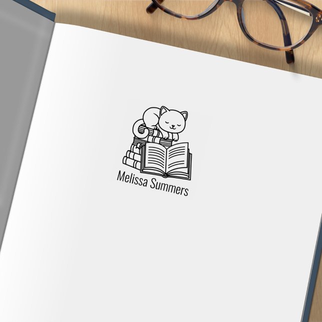 Cute Cat Stack of Books Custom Name Bookplate 1x1 Gummistempel (Von Creator hochgeladen)