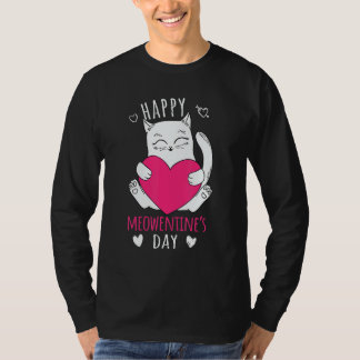 Cute Cat Valentines Day Outfit For Women Or Girls  T-Shirt