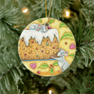 Cute Christmas Mice Carrying a Fruit Cake Dessert Keramikornament
