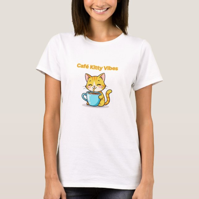 **Cute Coffee Cat – Adorable Cat Drinking Coffee I T-Shirt (Vorderseite)