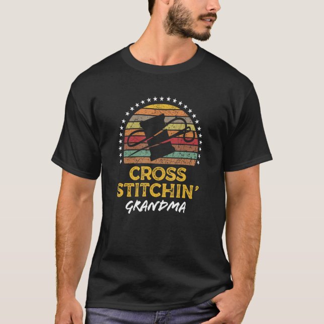 Cute Cross Stitch Grandma Crossstitch Graphic T-Shirt (Vorderseite)