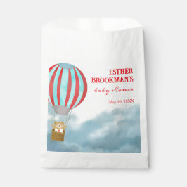Cute Cub Over the Clouds Baby Shower Geschenktütchen