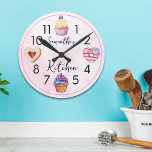Cute Cupcake Pink Watercolor Personalized Kitchen Runde Wanduhr<br><div class="desc">Personalized kitchen wall clock with cute watercolor sweet treats-cupcakes and cookies.</div>